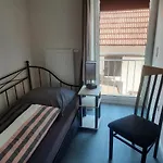 Exklusive Wohnoase Mit 3 Schlafzimmern Mwst Ausweisbar Grosser Balkon In Toller Lage Von Apartman Melsungen