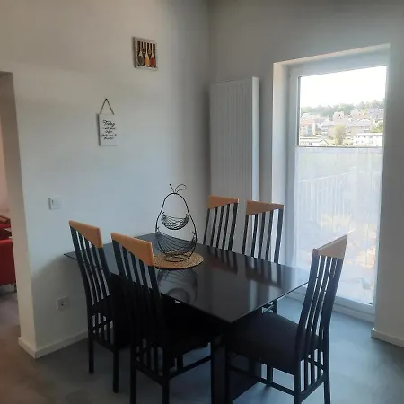 Exklusive Wohnoase Mit 3 Schlafzimmern Mwst Ausweisbar Grosser Balkon In Toller Lage Von